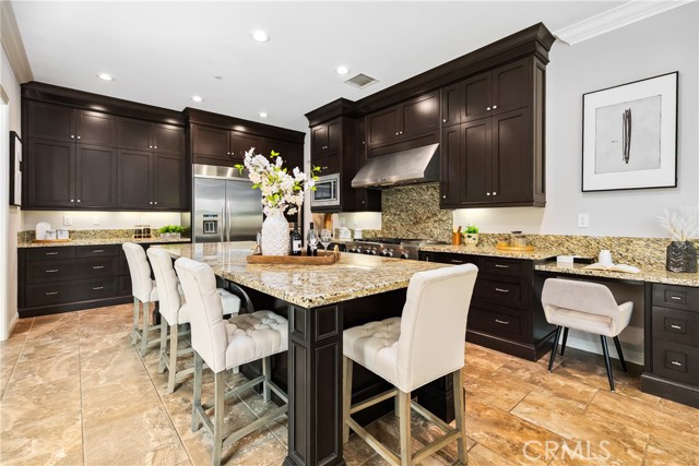 MLS #OC25192053 image #8