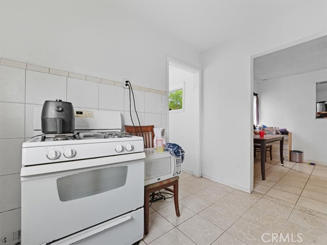 MLS #OC25192060 image #17