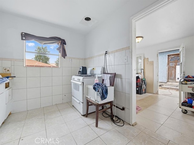 MLS #OC25192060 image #18