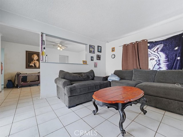 MLS #OC25192060 image #24