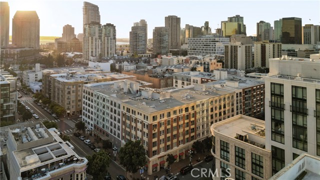 MLS #OC25192145 image #8