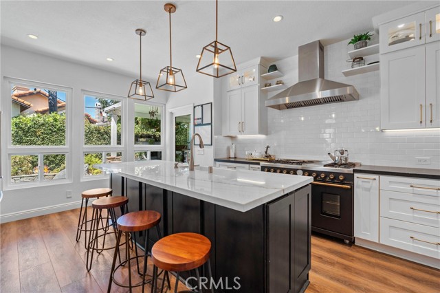 MLS #OC25192282 image #11