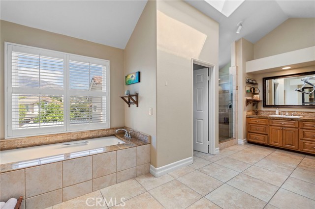 MLS #OC25192282 image #21