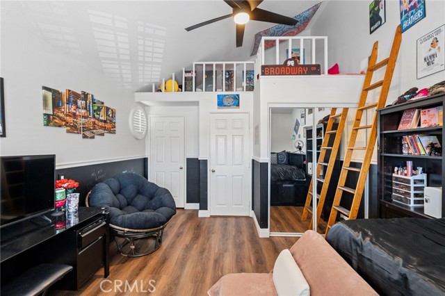 MLS #OC25192282 image #36