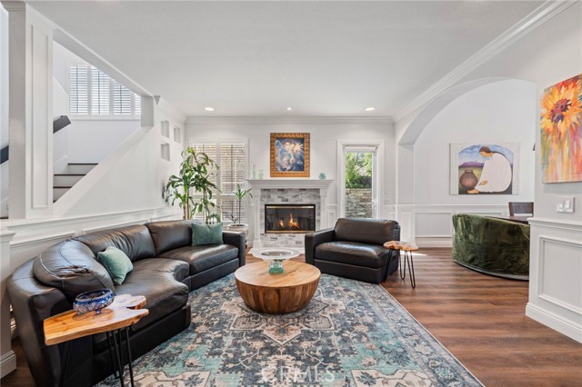 MLS #OC25192282 image #5