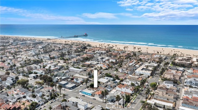 MLS #OC25192520 image #0