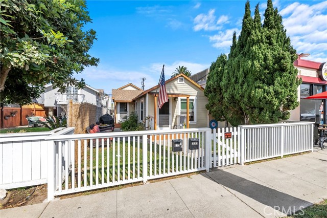 MLS #OC25192520 image #2