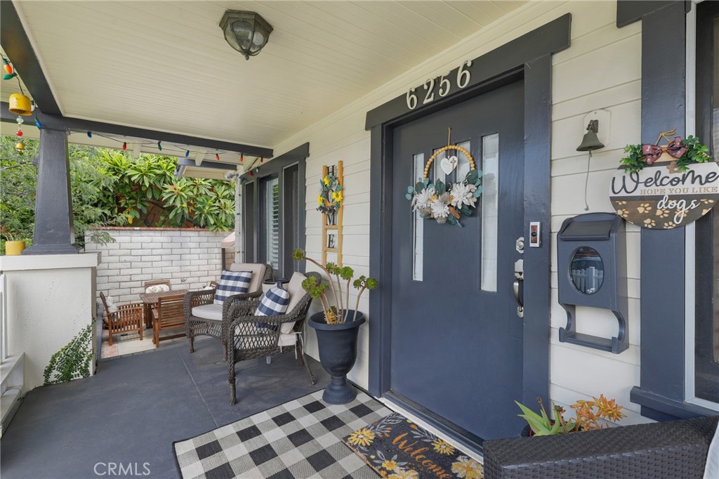 MLS #OC25192699 image #0