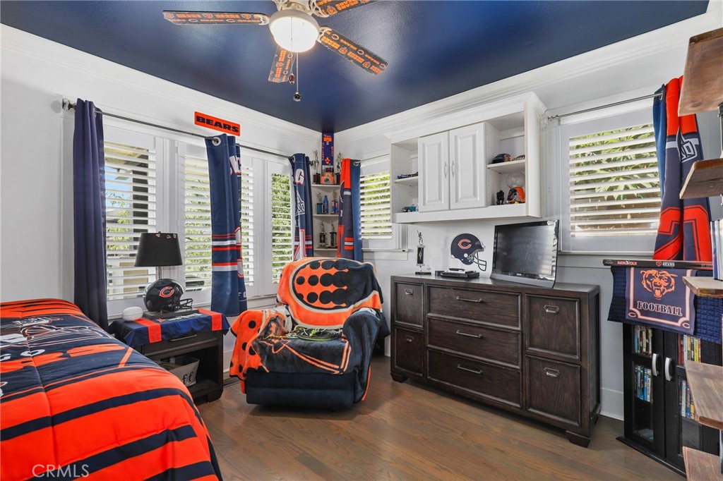 MLS #OC25192699 image #6