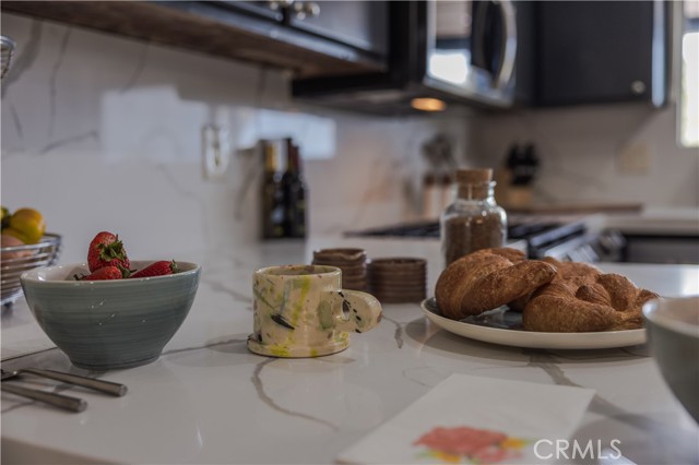 MLS #OC25192717 image #11