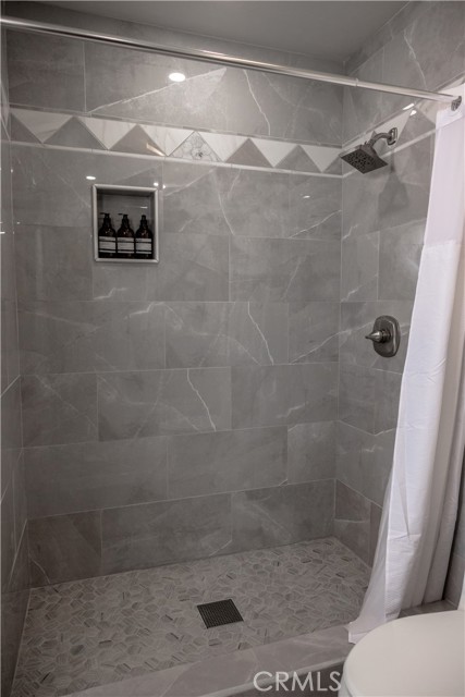 MLS #OC25192717 image #19