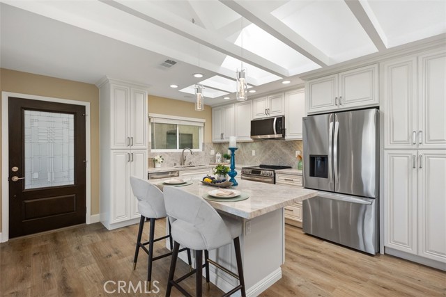 MLS #OC25192781 image #12