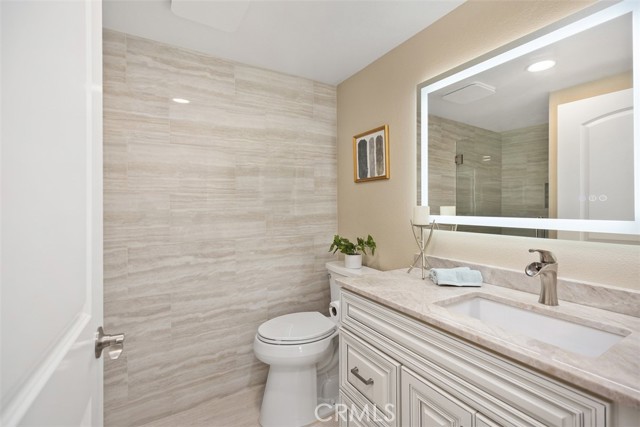 MLS #OC25192781 image #23