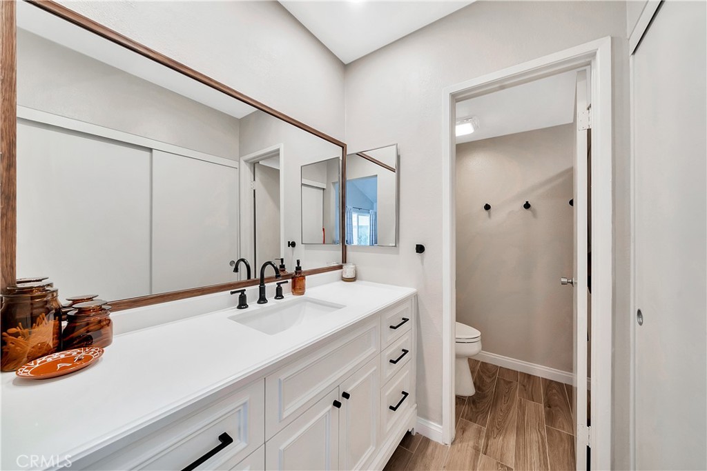 MLS #OC25193048 image #19