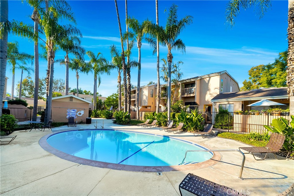 MLS #OC25193048 image #29