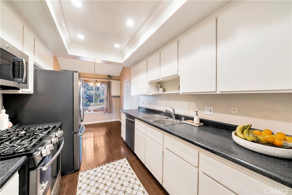 MLS #OC25193048 image #7