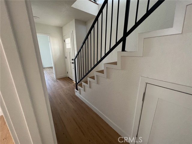 MLS #OC25193104 img 9