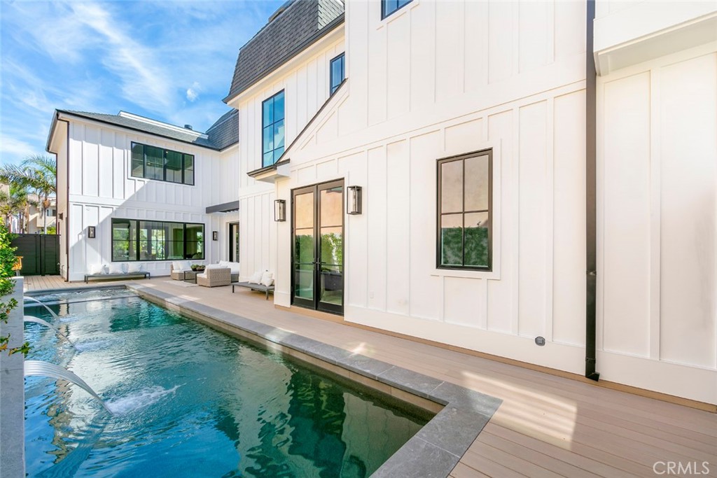 MLS #OC25193118 image #4