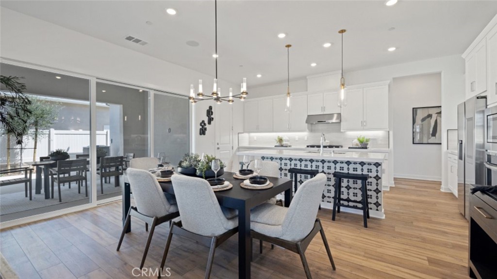 MLS #OC25193126 image #4