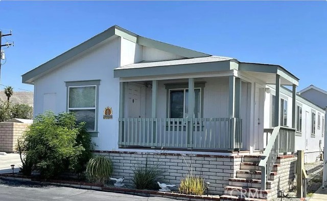 MLS #OC25193410 image #0