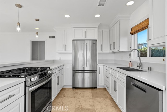 MLS #OC25193627 image #12