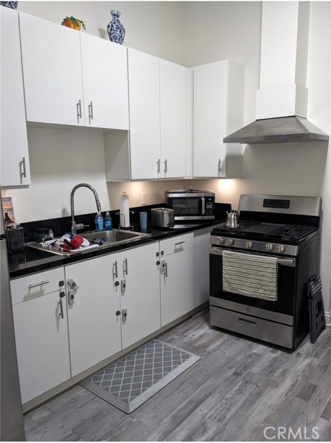 MLS #OC25193649 image #0