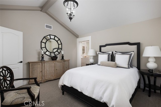 MLS #OC25193732 image #19