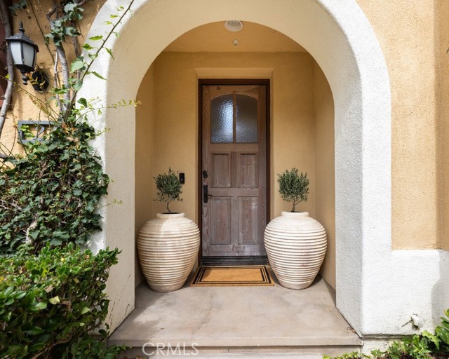 MLS #OC25193732 image #2