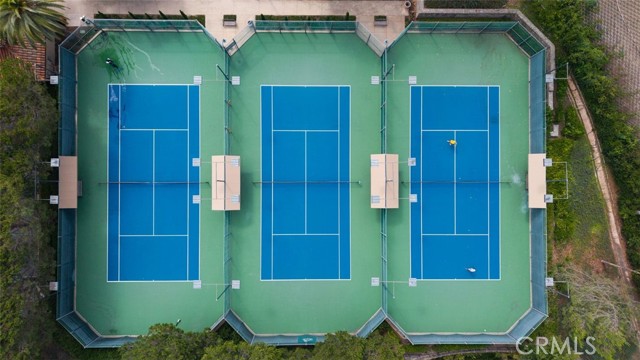 MLS #OC25193732 image #33