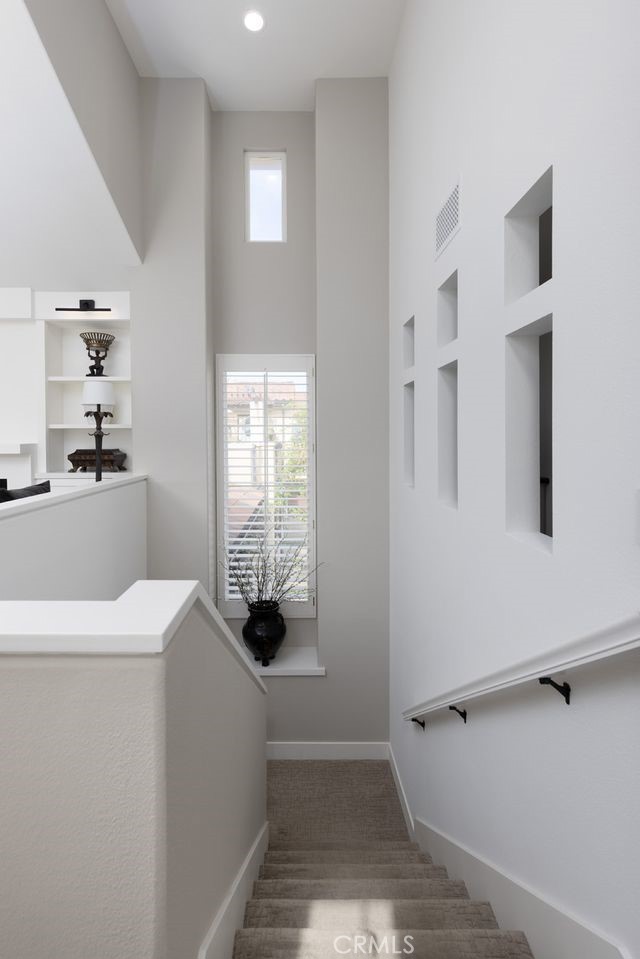 MLS #OC25193732 image #4