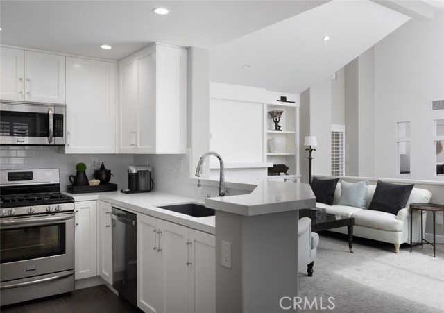 MLS #OC25193732 image #6