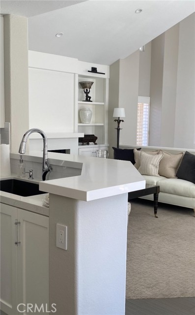 MLS #OC25193732 image #8