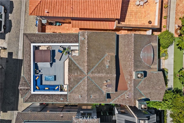 MLS #OC25194100 image #9