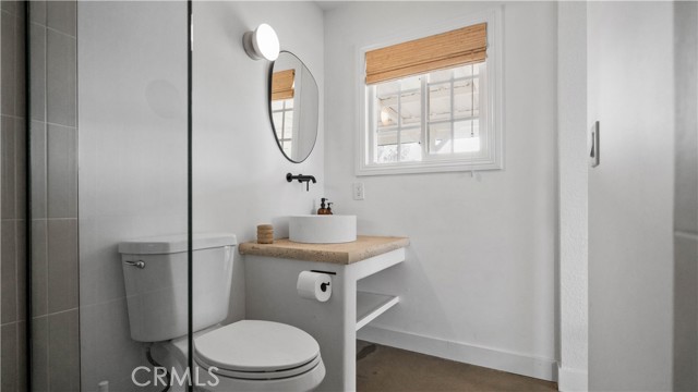 MLS #OC25194140 image #33