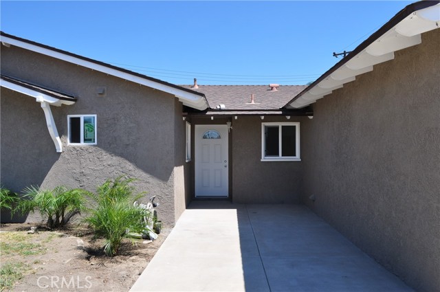 MLS #OC25194310 image #1