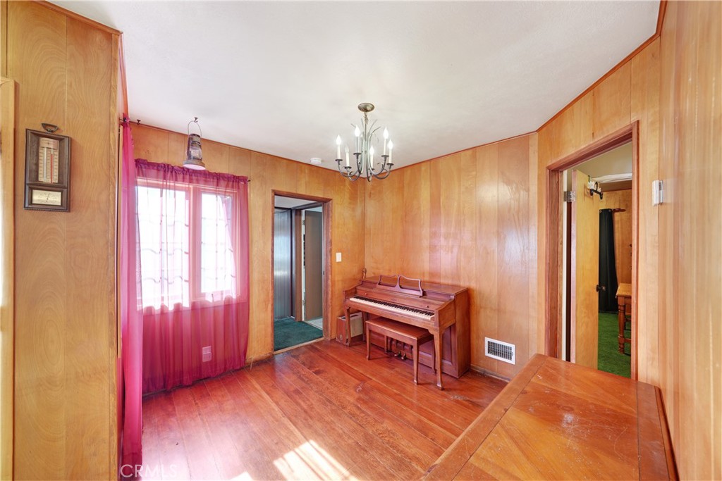 MLS #OC25194437 image #14