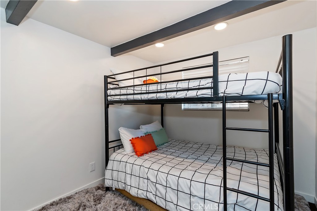 MLS #OC25194658 image #15