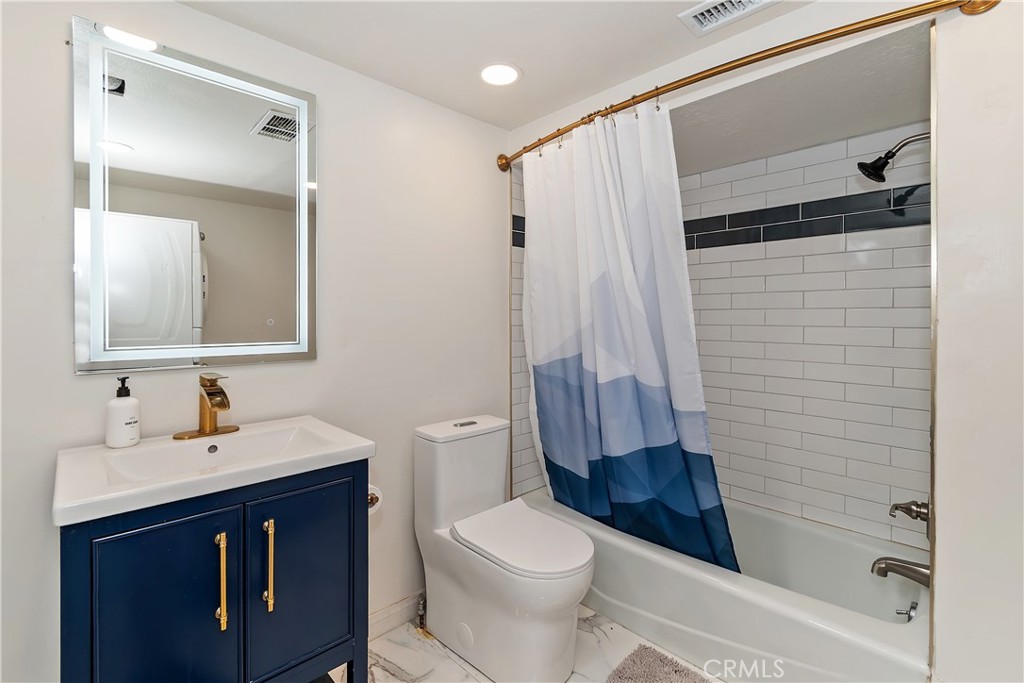 MLS #OC25194658 image #17