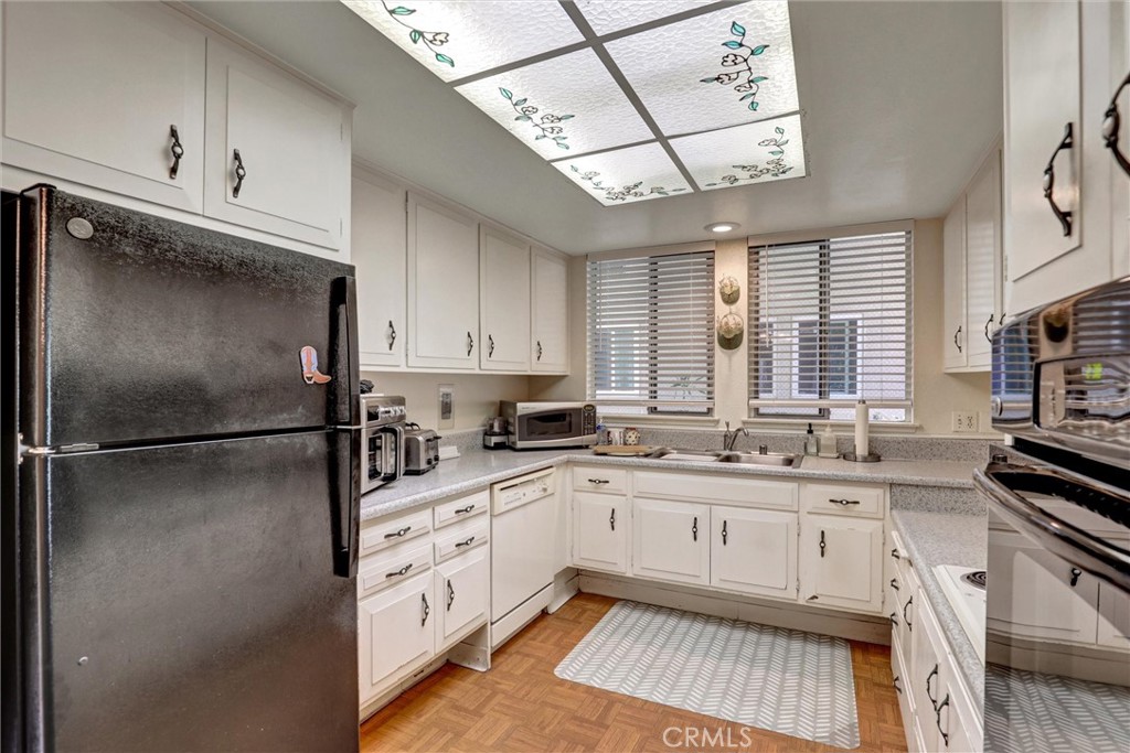 MLS #OC25194706 image #3