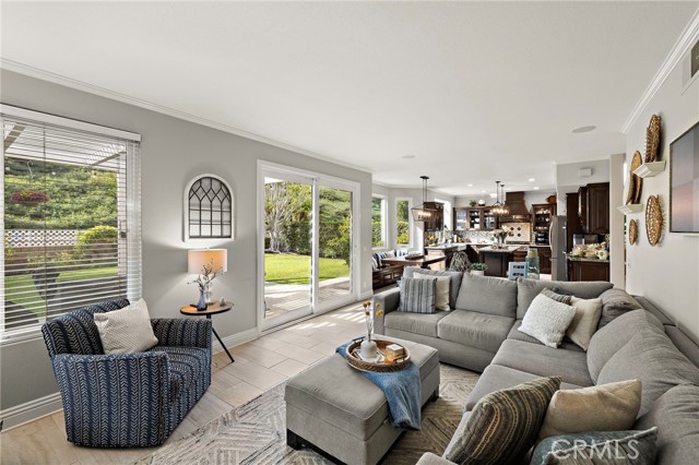 MLS #OC25195151 image #10