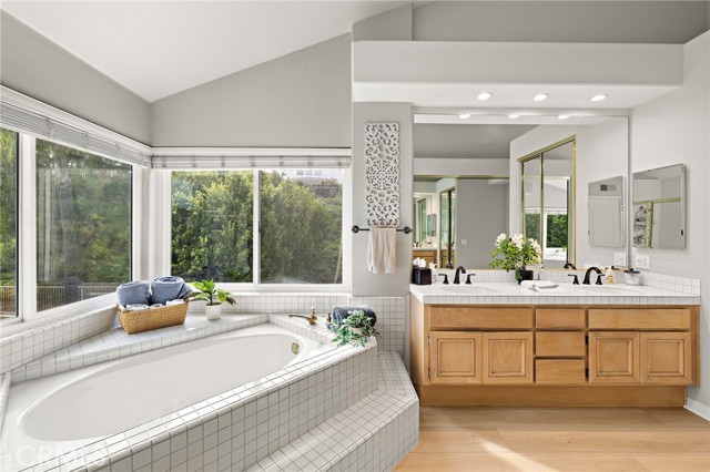 MLS #OC25195151 image #18