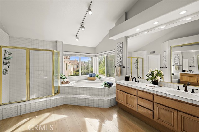 MLS #OC25195151 image #19