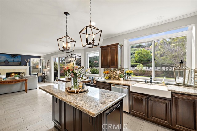 MLS #OC25195151 image #2