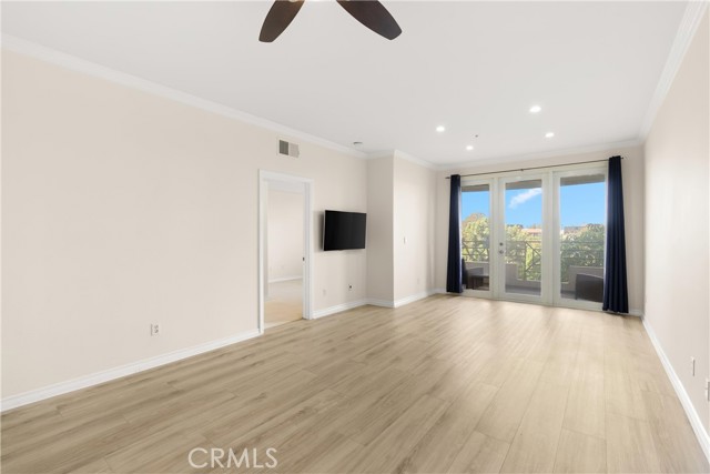 MLS #OC25195279 image #13