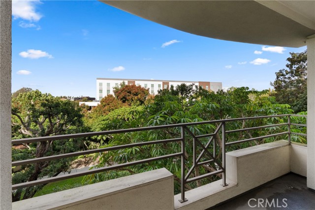 MLS #OC25195279 image #23