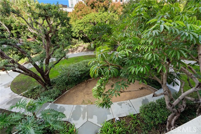 MLS #OC25195279 image #24