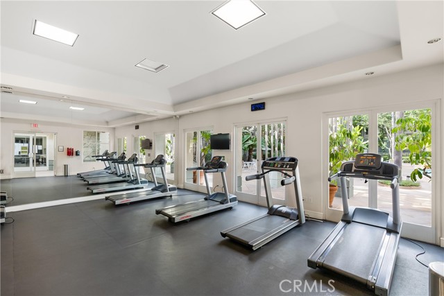 MLS #OC25195279 image #32