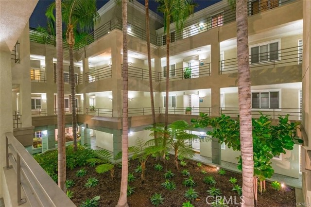 MLS #OC25195279 image #37