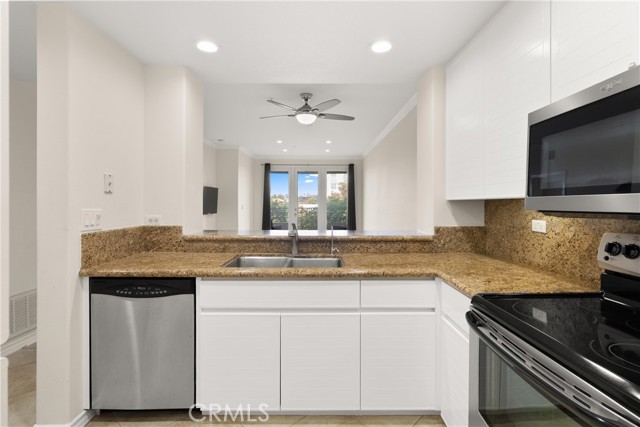 MLS #OC25195279 image #4