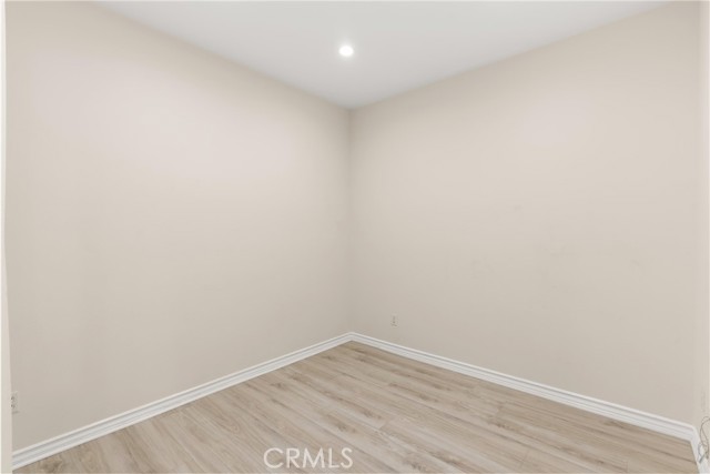 MLS #OC25195279 image #7